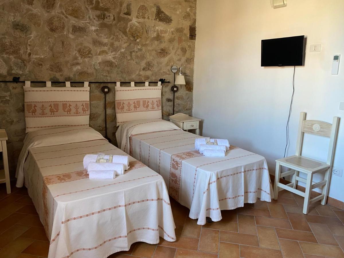 Hotel Bed And Bike Antico Mulino à Aglientu Extérieur photo