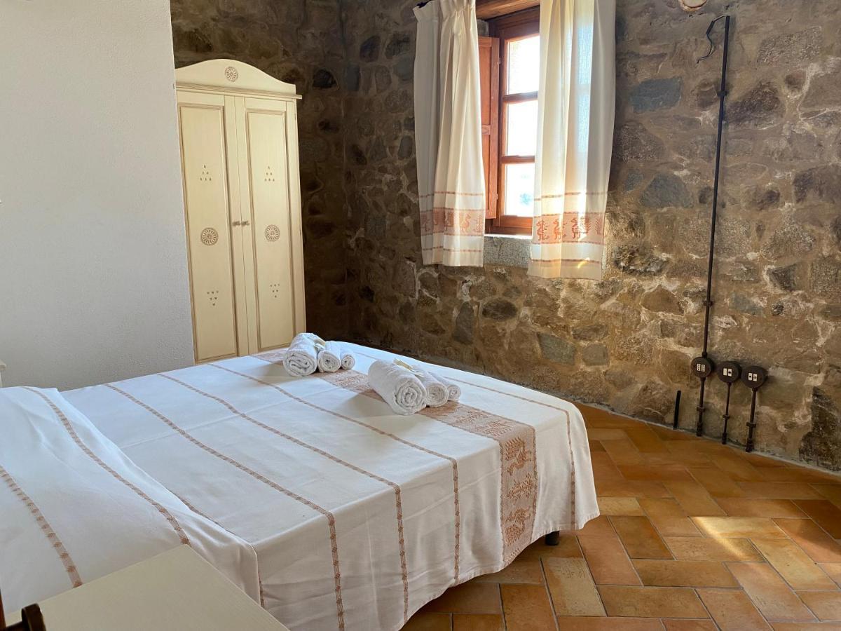 Hotel Bed And Bike Antico Mulino à Aglientu Extérieur photo